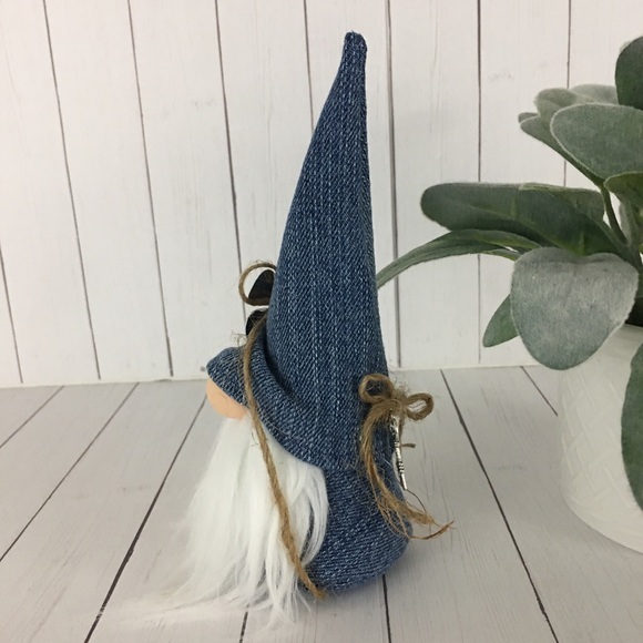❌SOLD ❌Daisy Denim Gnome Handmade Blue Yellow Jute Silver Key Charm Farmhouse - Picture 5 of 15